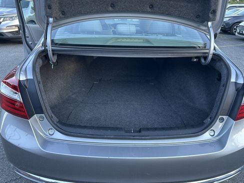 Used 2017 Honda Accord LX image 8