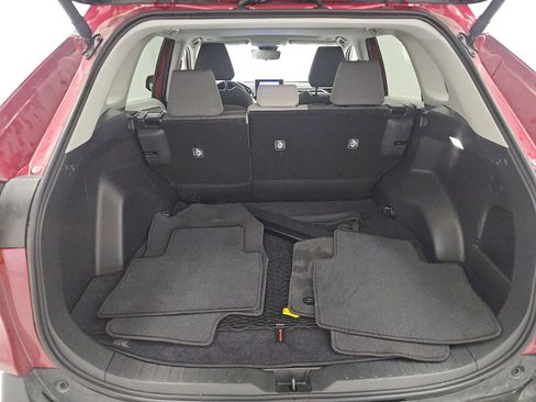 Used 2025 Toyota RAV4 XLE w/ Convenience Package image 16