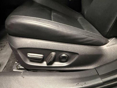 Used 2024 Toyota Prius Limited image 54