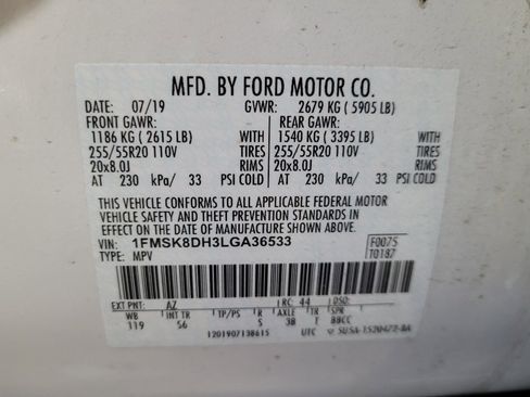 Used 2020 Ford Explorer XLT w/ Equipment Group 202A AWD/4WD image 33