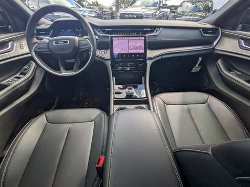 New 2025 Jeep Grand Cherokee L Limited w/ Black Appearance Package image 13