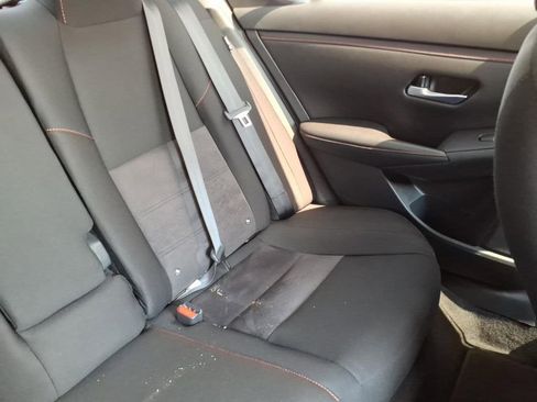 Used 2024 Nissan Sentra SR FWD image 18