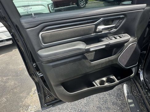 Used 2023 RAM 1500 Laramie AWD/4WD image 17