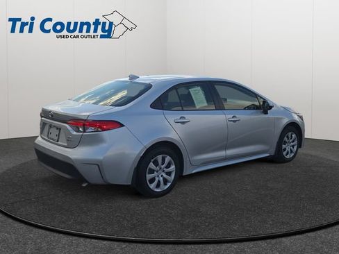 Certified 2025 Toyota Corolla LE FWD image 7