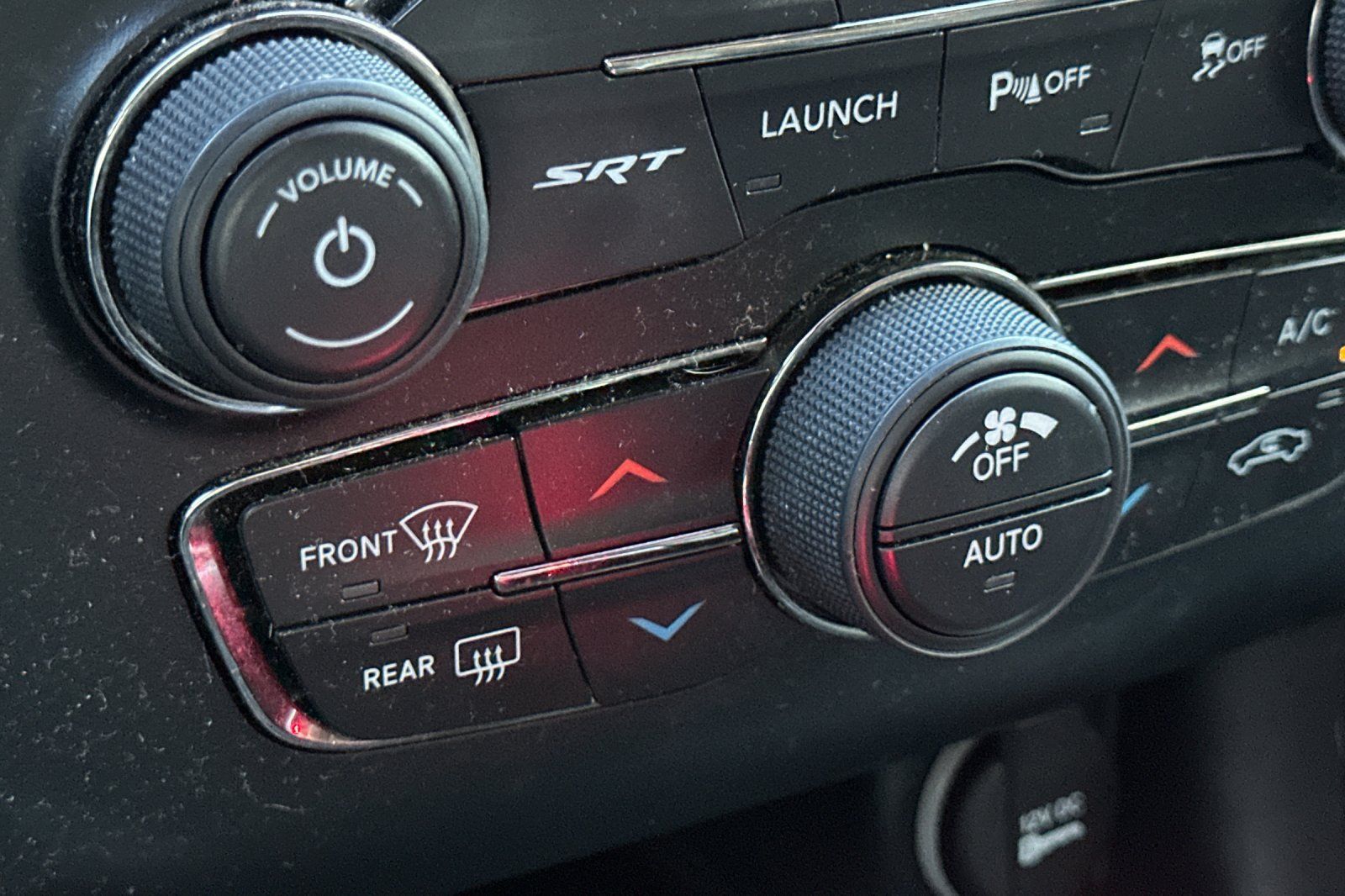 Used 2018 Dodge Charger SRT Hellcat RWD image 28