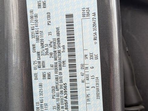 Used 2025 Ford F150 Lariat w/ Equipment Group 501A Mid image 34