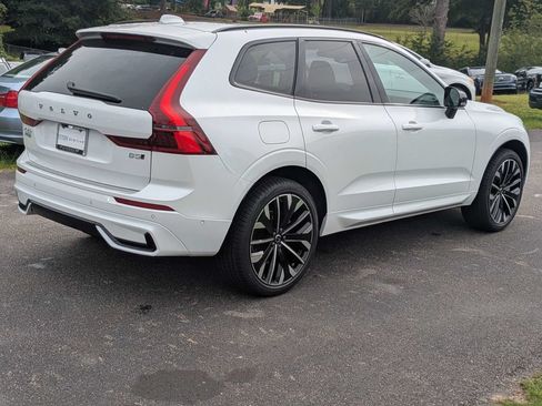 Certified 2026 Volvo XC60 B5 Ultra w/ Protection Package Premier AWD/4WD image 6