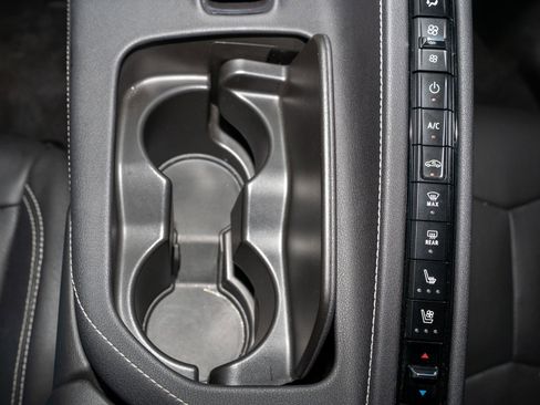 Used 2023 Chevrolet Corvette Stingray Preferred Cpe w/ Stealth Interior Trim Package image 19