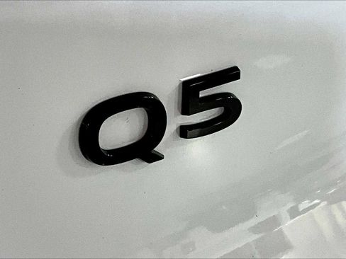 New 2025 Audi Q5 Premium Plus image 15