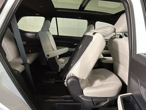 Used 2025 Toyota Grand Highlander AWD Hybrid image 29
