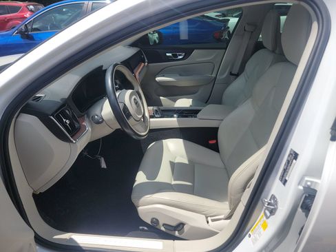 Used 2022 Volvo S60 B5 Inscription AWD/4WD image 6