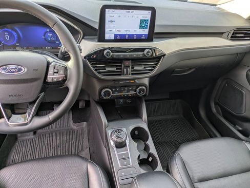 Certified 2022 Ford Escape SEL w/ Technology Package image 22