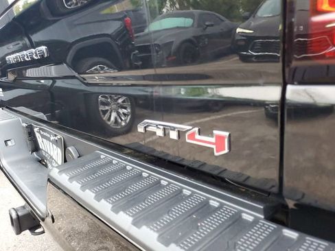 Used 2025 GMC Sierra 1500 AT4 w/ AT4 Premium Package image 8