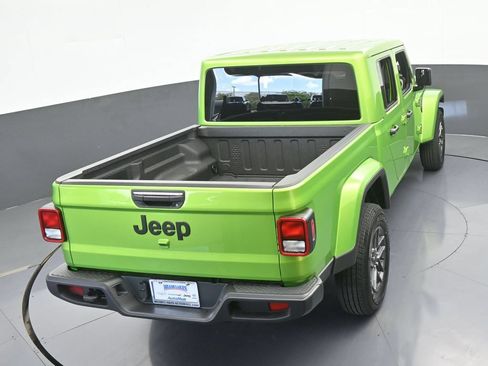 Used 2025 Jeep Gladiator Sport AWD/4WD image 45