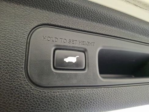 Used 2019 Honda Odyssey Elite image 35