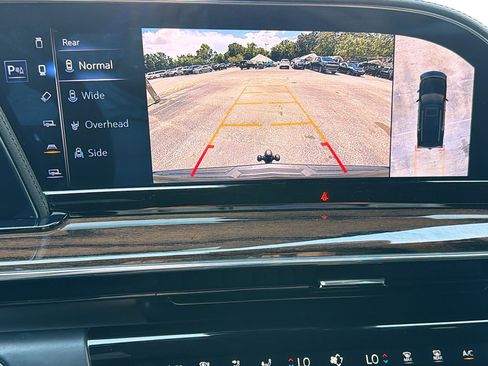 Used 2022 Cadillac Escalade Premium Luxury Platinum AWD/4WD image 36