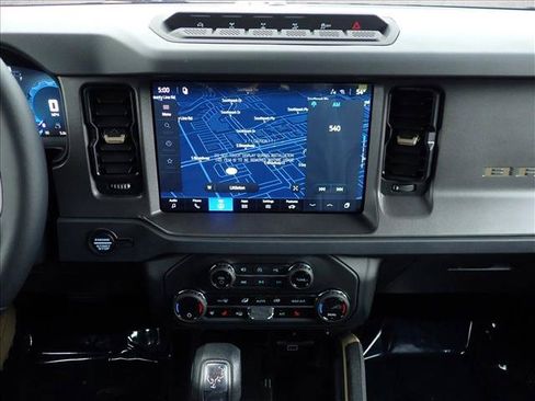 New 2026 Ford Bronco Badlands AWD/4WD image 16