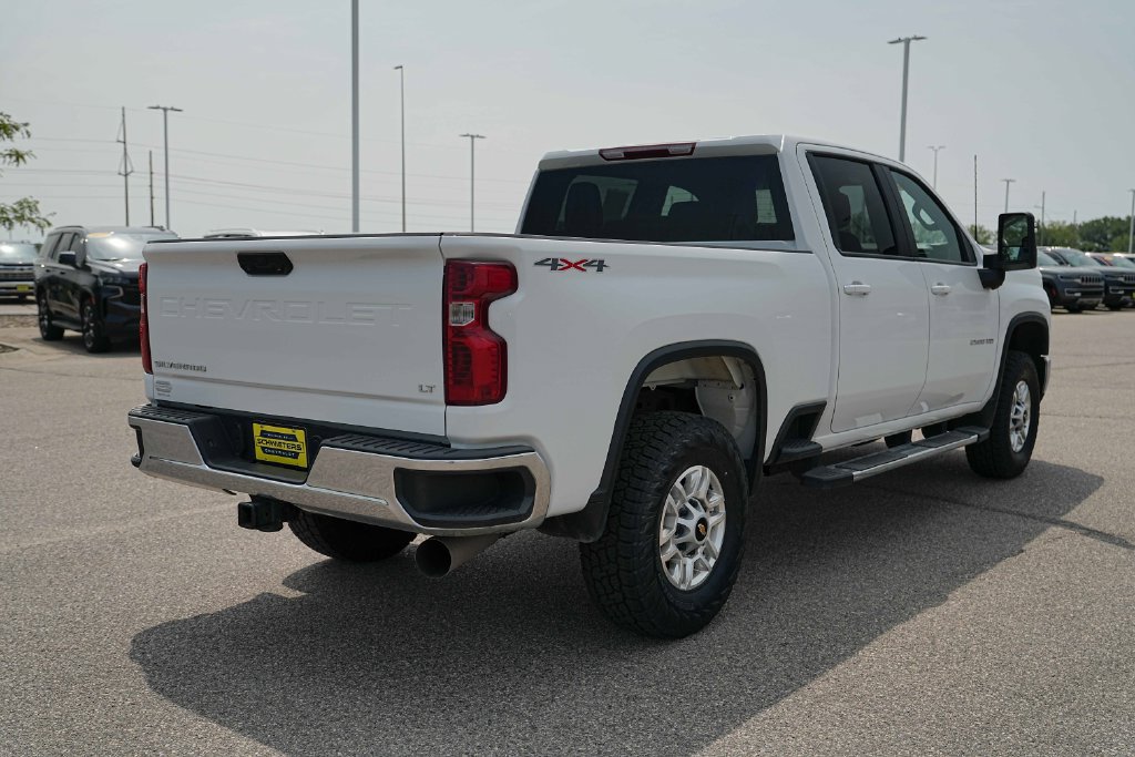 Used 2025 Chevrolet Silverado 2500 LT w/ Convenience Package AWD/4WD image 7