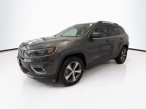 Used 2019 Jeep Cherokee Limited AWD/4WD image 3