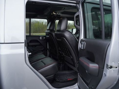 Used 2020 Jeep Gladiator Rubicon AWD/4WD image 22