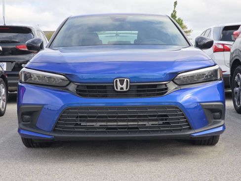 Used 2024 Honda Civic Sport image 3