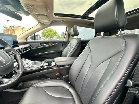 Used 2022 Lincoln Nautilus Reserve w/ Monochromatic Package AWD/4WD image 26