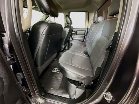 Used 2021 RAM 1500 Tradesman w/ Chrome Appearance Group AWD/4WD image 17