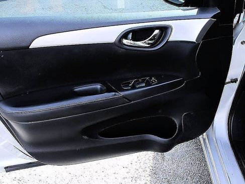 Used 2019 Nissan Sentra S FWD image 8