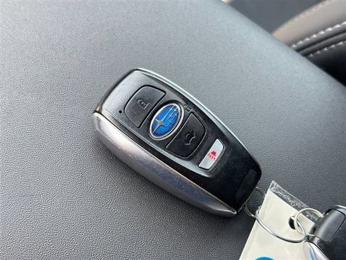 Used 2025 Subaru Outback Limited w/ Popular Package #2 AWD/4WD image 32