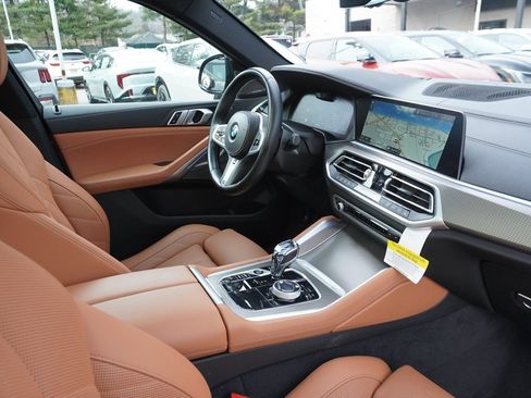 Used 2023 BMW X6 xDrive40i w/ M Sport Package image 35