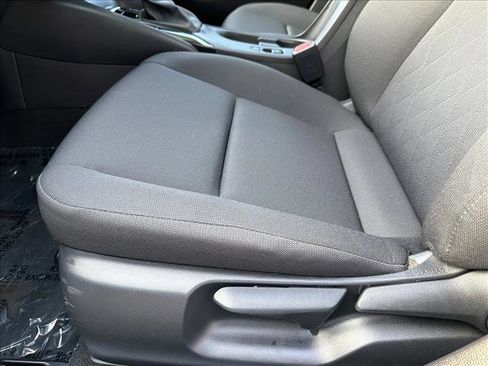 Used 2025 Toyota Corolla LE image 12