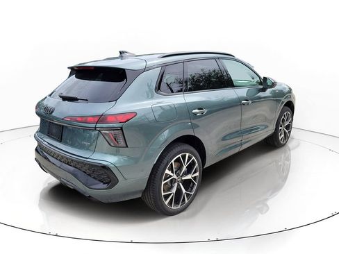 New 2026 Audi Q3 quattro 2.0T AWD/4WD image 4