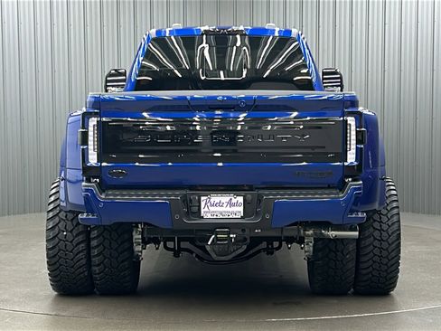 Used 2026 Ford F450 Platinum image 4