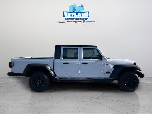 New 2026 Jeep Gladiator Sport image 6