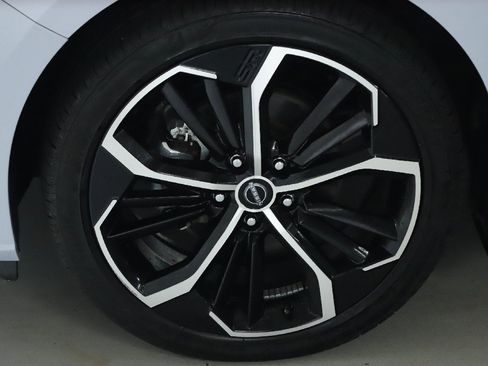 Certified 2024 Nissan Altima 2.5 SR w/ SR Premium Package image 38