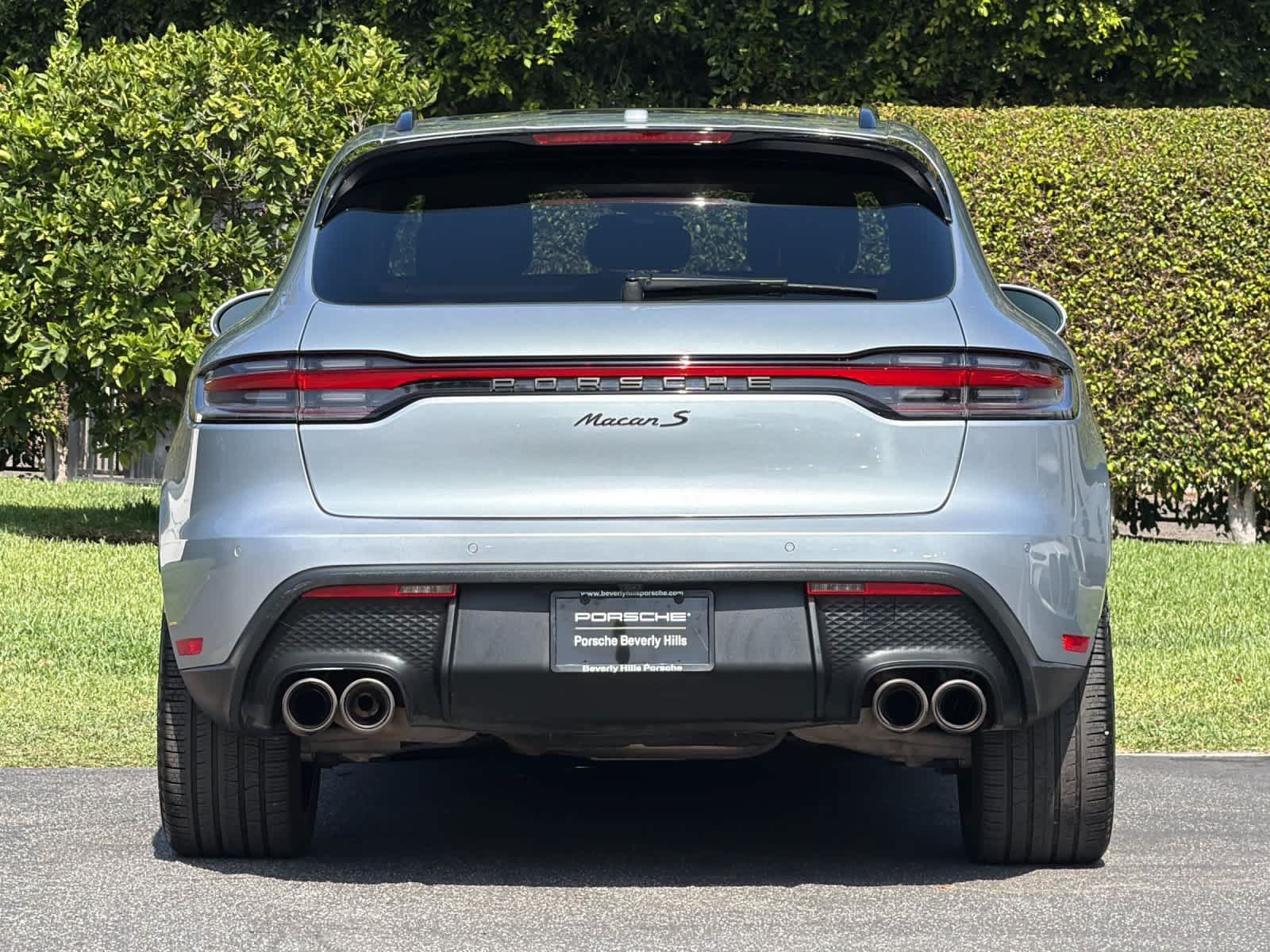 Certified 2024 Porsche Macan S AWD/4WD image 7