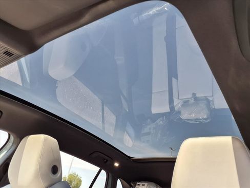 New 2026 Volkswagen ID.4 Pro S image 8