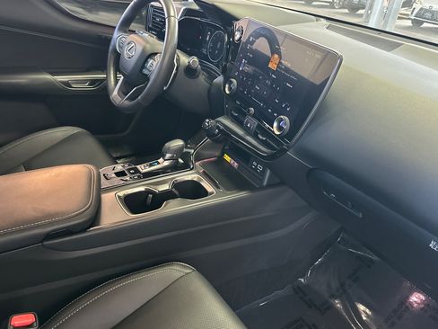 Certified 2024 Lexus NX 350 AWD w/ Vision Package image 34