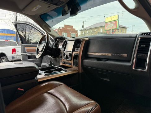 Used 2014 RAM 2500 Longhorn w/ Convenience Group image 19