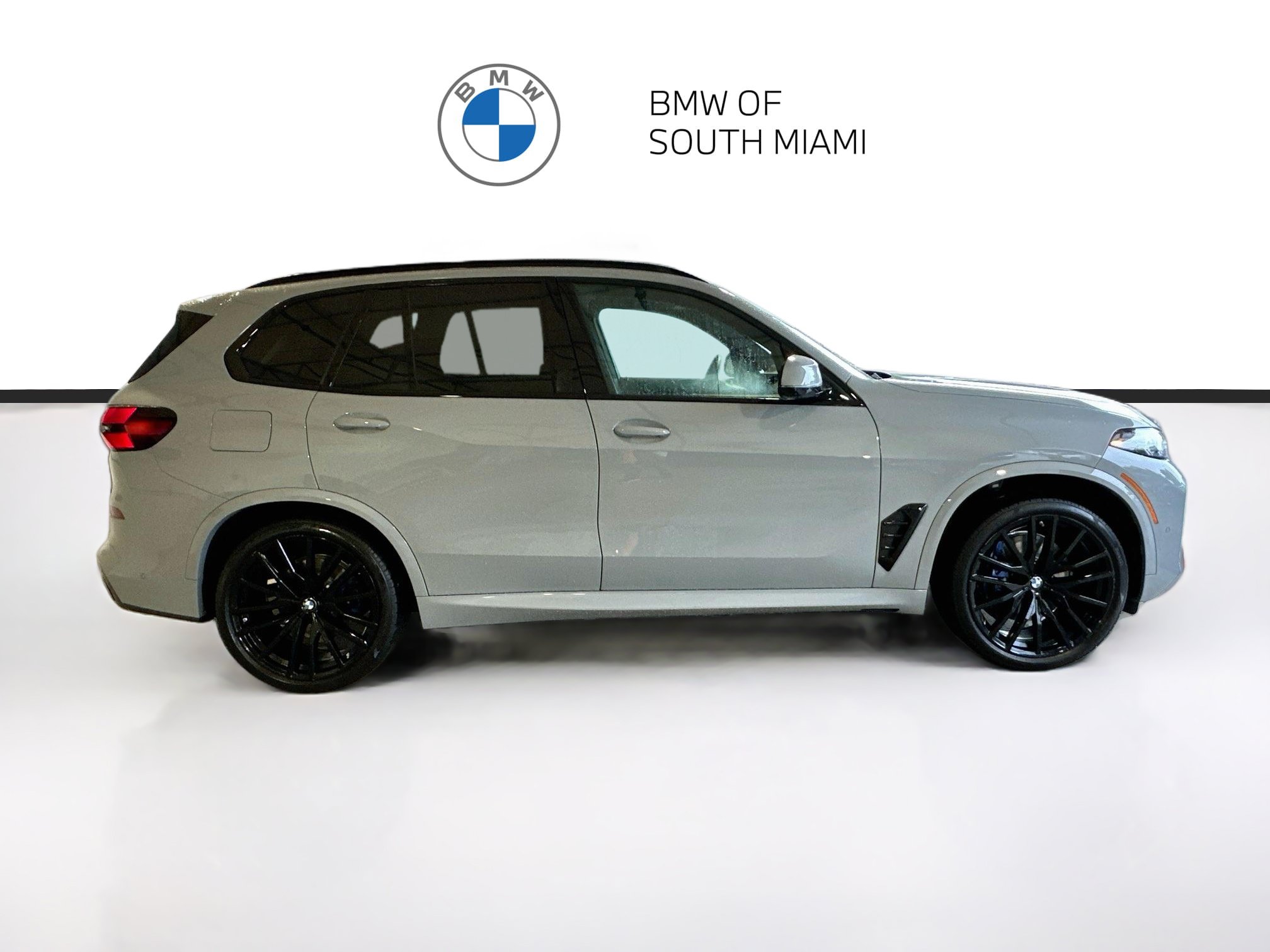 Certified 2024 BMW X5 sDrive40i w/ M Sport Package RWD image 8