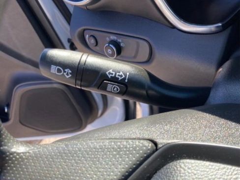 Used 2024 Chevrolet Blazer LT w/ Convenience Package image 18