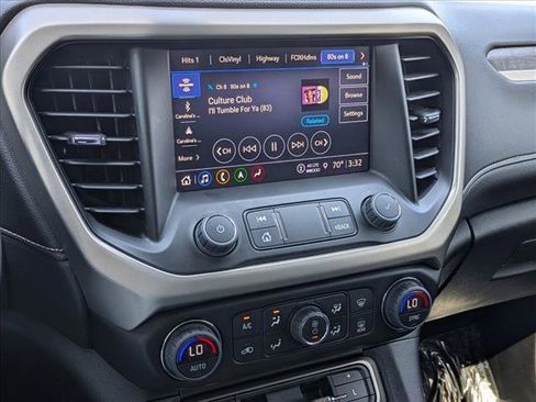 Used 2023 GMC Acadia Denali w/ Denali Technology Package FWD image 14