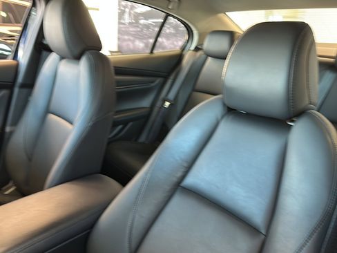 Used 2025 MAZDA MAZDA3 s image 12