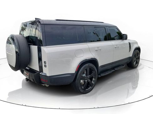 Used 2026 Land Rover Defender 130 S AWD/4WD image 4