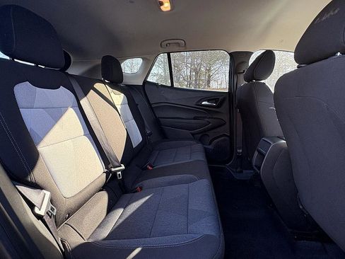 Certified 2025 Chevrolet Trax LS w/ LS Convenience Package image 12