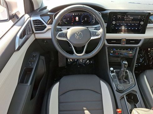 New 2026 Volkswagen Taos SEL AWD/4WD image 7