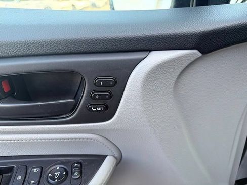 Used 2022 Honda Odyssey EX-L image 10