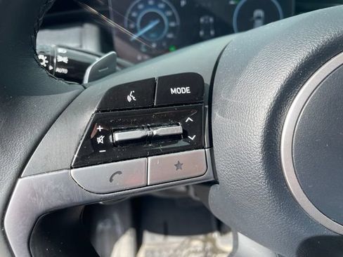 Used 2022 Hyundai Tucson SEL AWD/4WD image 16