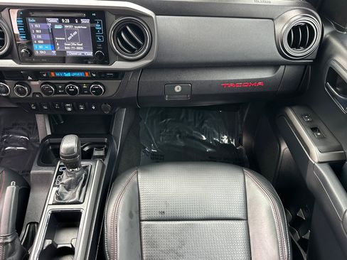 Used 2018 Toyota Tacoma TRD Pro image 29