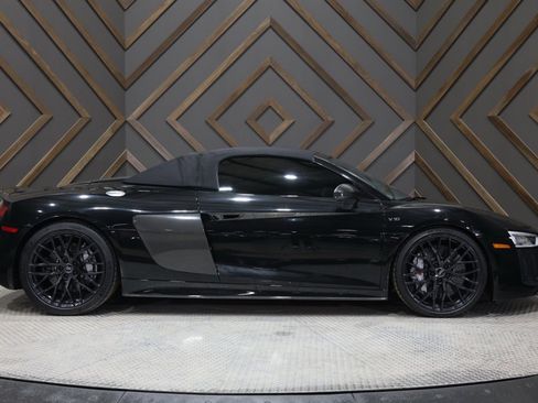 Used 2018 Audi R8 V10 plus image 48